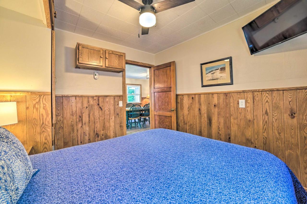East Tawas Lakefront Getaway With Kayaks And Deck Экстерьер фото