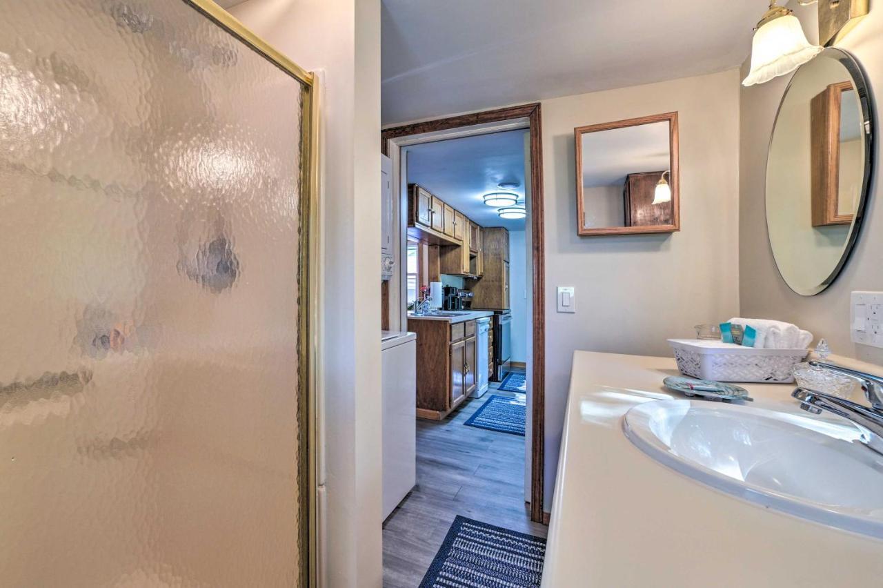 East Tawas Lakefront Getaway With Kayaks And Deck Экстерьер фото